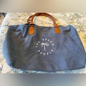 NWOT The Beach People
Goldcoast Weekender